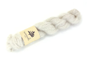 MOMINOKI-SILK-MOHAIR-Milk-Tea