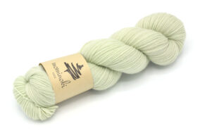 SOCK-FINE-4ply-Antique-Ivory-1.jpg