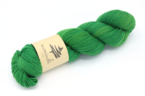 SOCK-FINE-4ply-Brilliant-Green-1.jpg