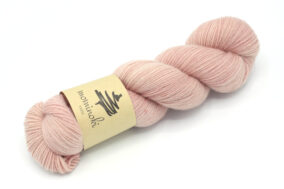 SOCK-FINE-4ply-Flamingo-1.jpg