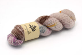 SOCK-FINE-4ply-Rose-Garden