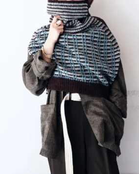 Alternative view of FIVE - Mare