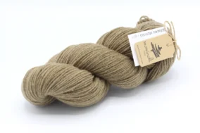 GERMAN MERINO Light - Fehlfarbe: Nutmeg A
